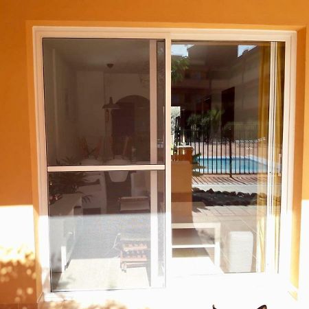 Апартаменты Fuerteventura - La Caleta, Parques Holandes Ла-Олива Экстерьер фото